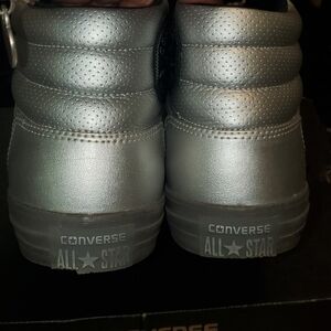 Silver authentic Converse High Top tennis shoes men's Size 9